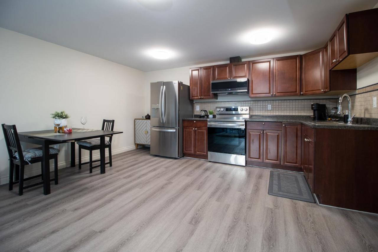 Bright Private Suite Near Departure Bay Beach Nanaimo Exterior foto